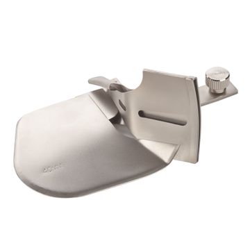 Bernina L890 Bandapparaat voor een enkele vouw C22